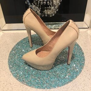 👠 Betsey Johnson Corinn Nude Heel 👠